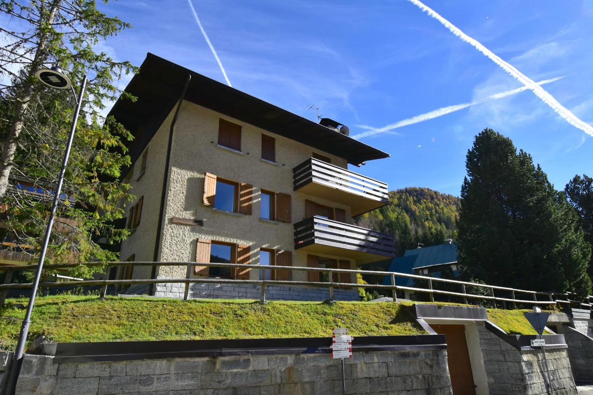2 Abeti Garden Apartment Madonna Exteriér fotografie